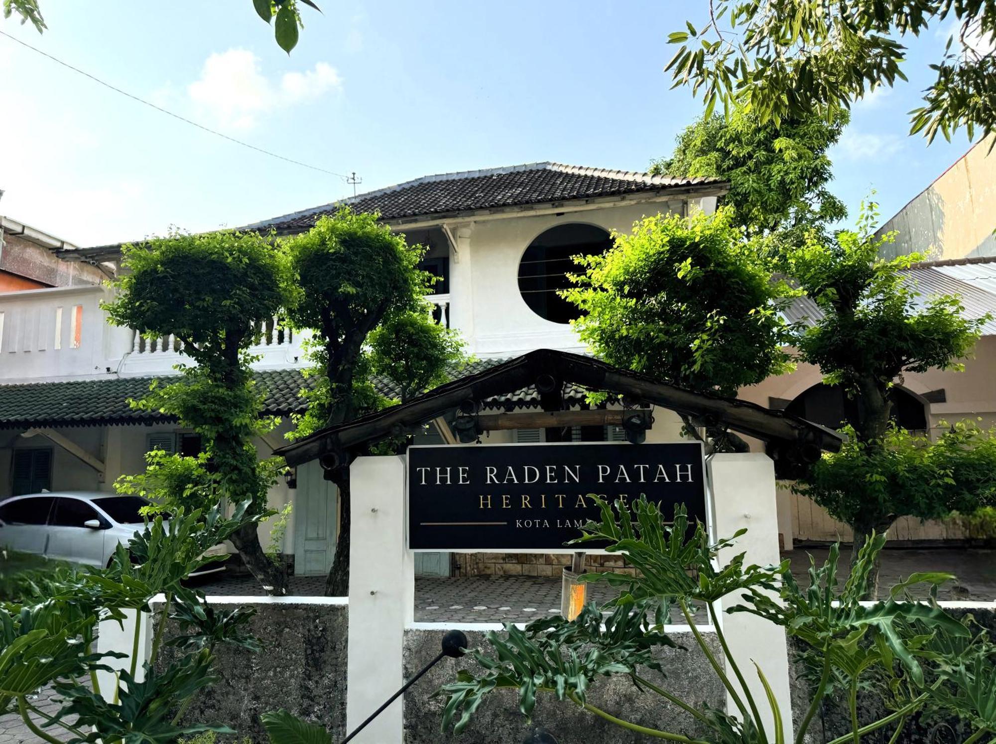 The Raden Patah Heritage Kota Lama Semarang Buitenkant foto
