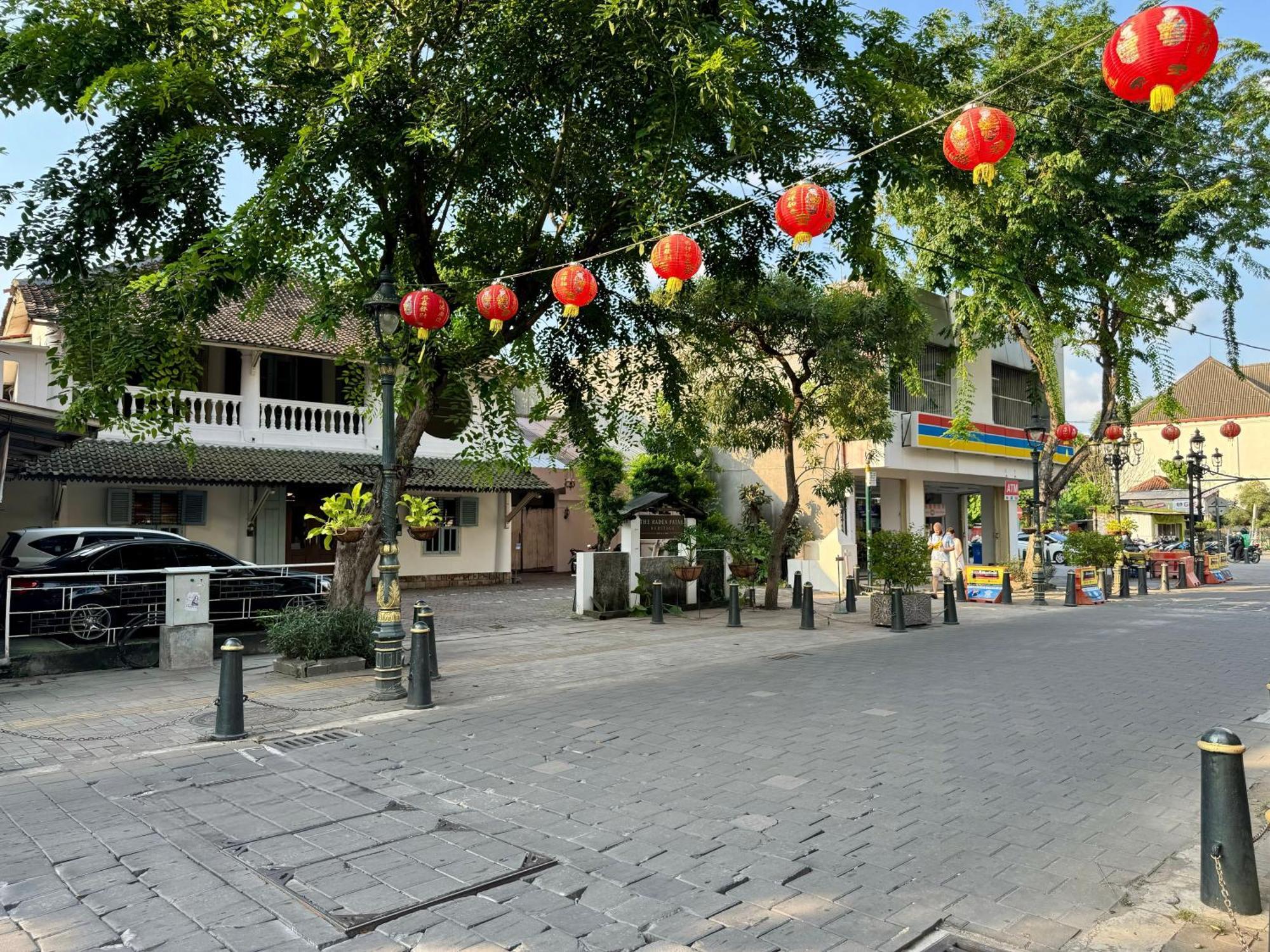 The Raden Patah Heritage Kota Lama Semarang Buitenkant foto